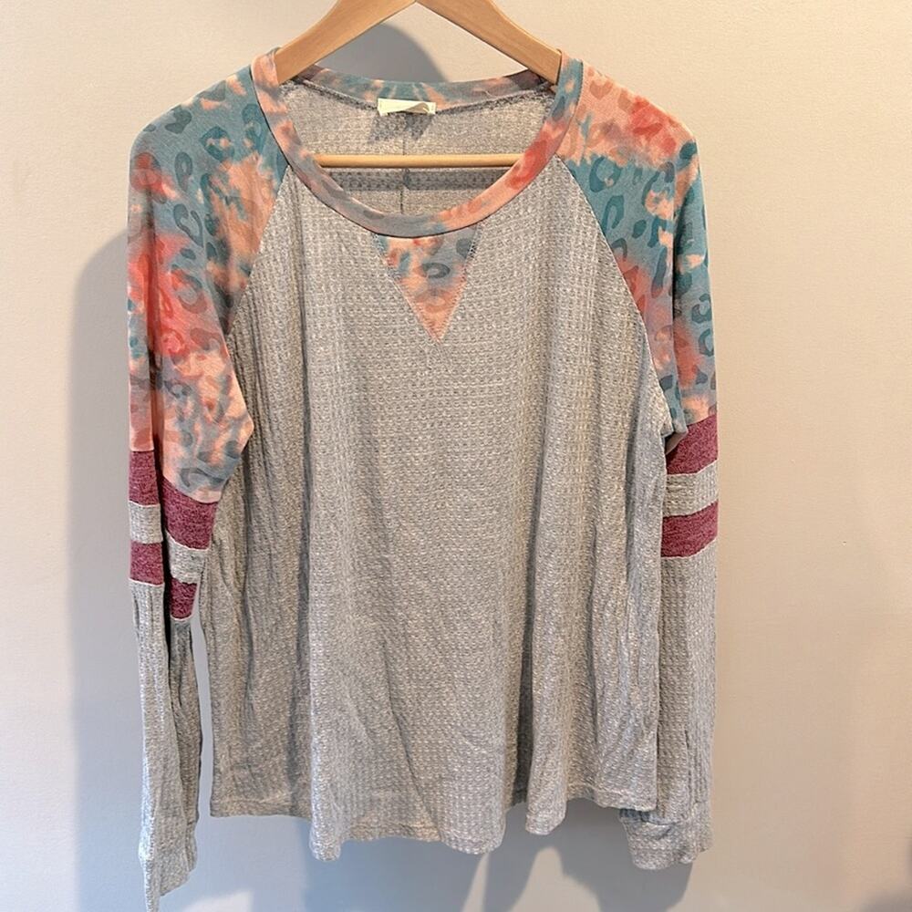 1.4.3. Story by Line Up Medium Pastel Abstract Animal Print Waffle Knit Top